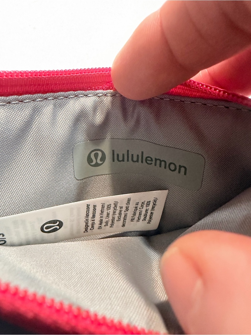 Lululemon Clippable Card Case Calypso Pink & Silver New - Picture 6 of 9